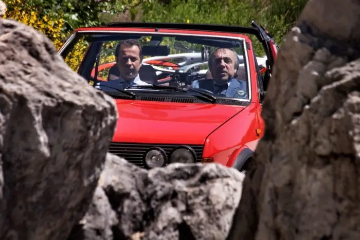 cineturismo, location, cinema, turismo, film tourism, movie tour, pietrapertosa, castelmezzano, volo dell'angelo, grotte di pertosa auletta, fabio volo, silvio orlando, un paese quasi perfetto, Massimo Gaudioso