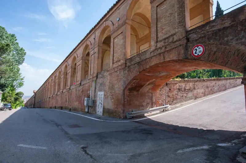 Santuario Madonna di San Luca e i suoi portici – Bologna