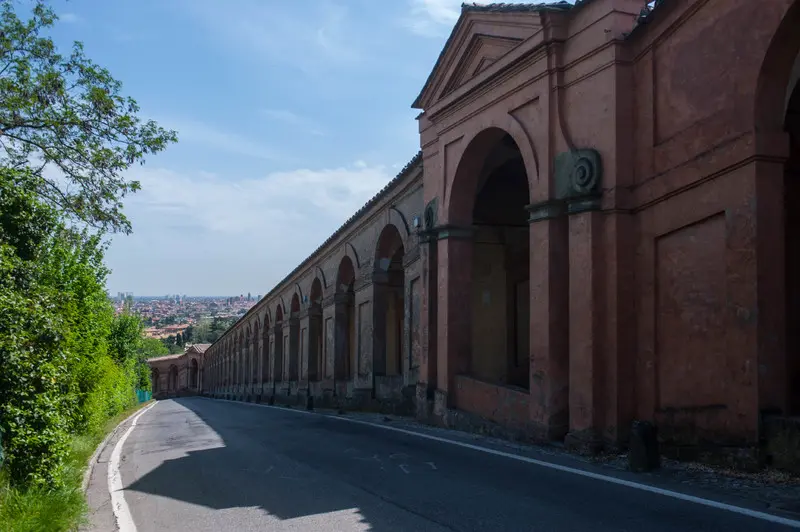 Santuario Madonna di San Luca e i suoi portici – Bologna